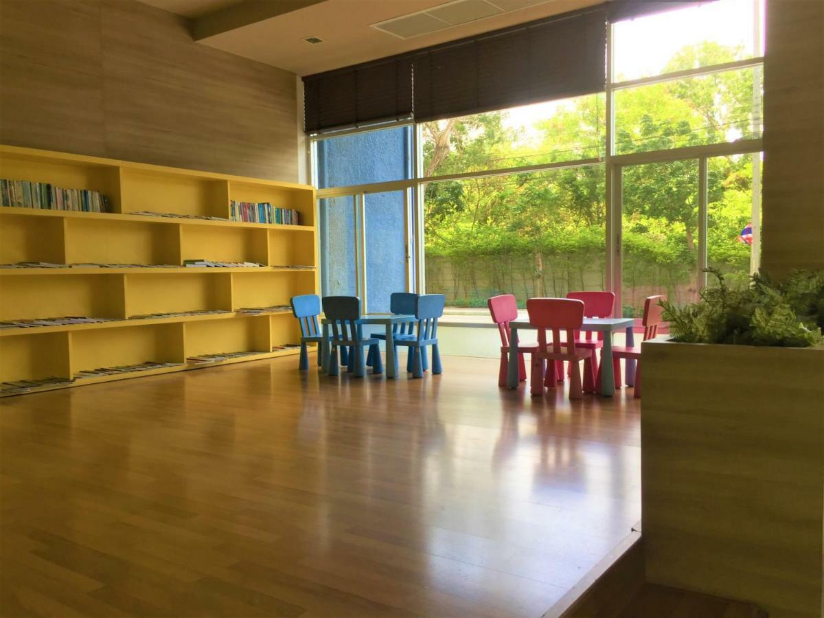 Cosy Lumpini Beachfront One Bedroom Jomtein หาดจอมเทียน ภายนอก รูปภาพ